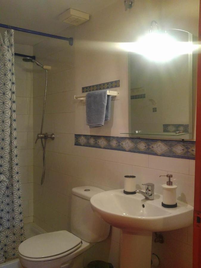 Apartamentos Saltarel-Lo Besalú Zewnętrze zdjęcie